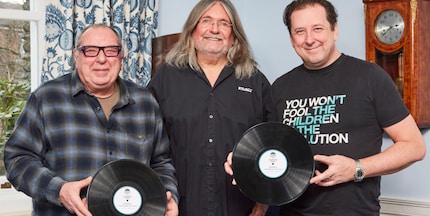 Machen gemeinsame Sache: Musikproduzent Bill Gautier (links) mit PMC-Gründer Peter Thomas (mitte) und Marc Carey von Evolution Music.