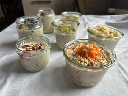 Not just a pretty face: overnight oats are beautiful on the inside, too.