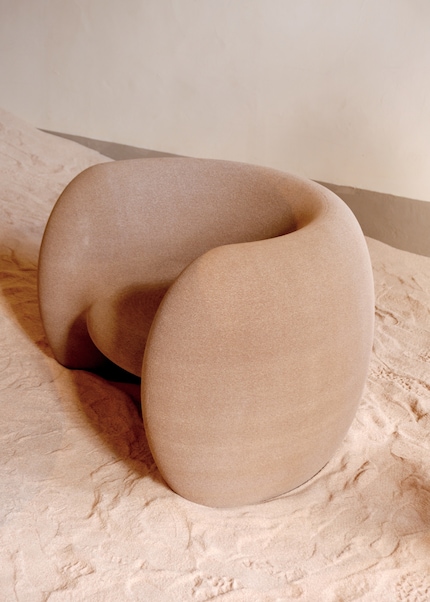When nature meets the future: the first EconitWood furniture.