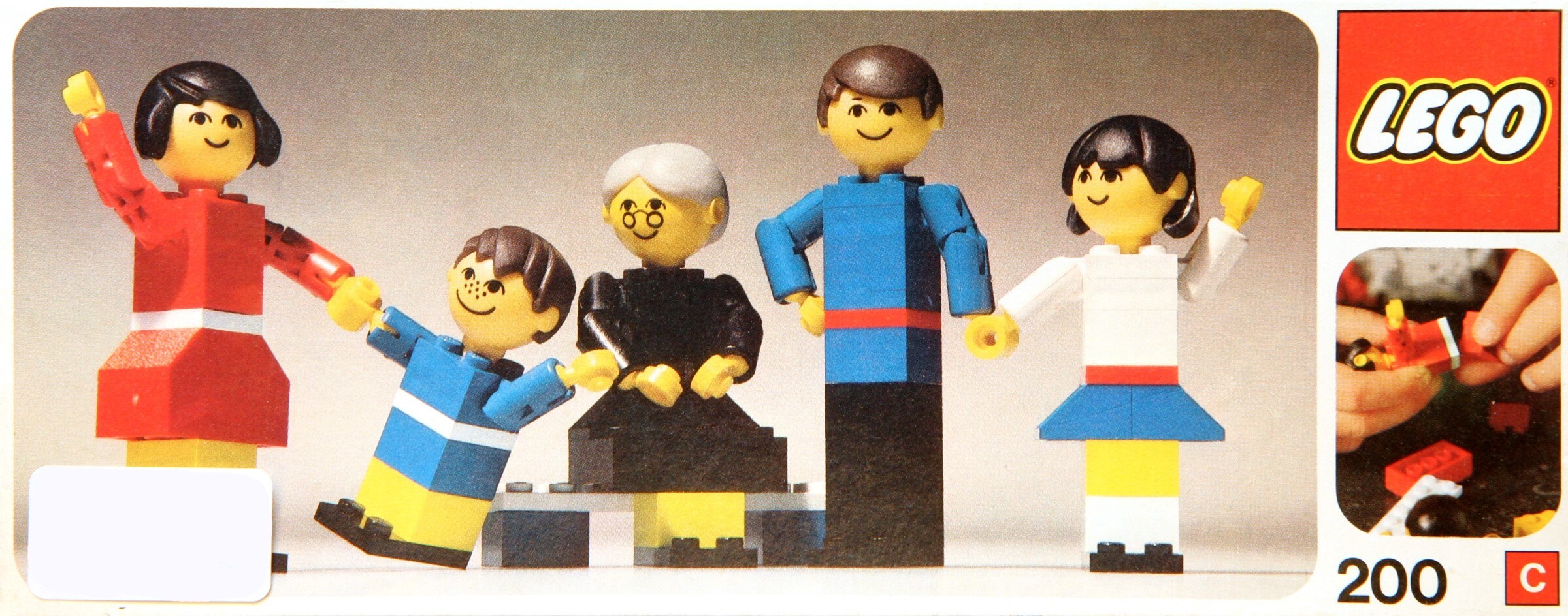 Little heroes big stories the evolution of Lego minifigures Galaxus