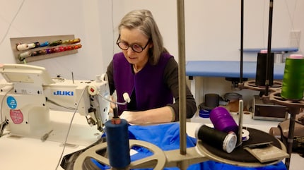 Barbara Heinze designs, makes and repairs sustainable outdoor clothing in her own studio.