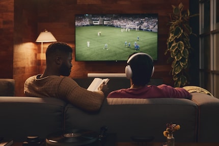 Der Sonos Ace soll ein unkompliziertes Nebeneinander verschiedener Tätigkeiten ermöglichen.