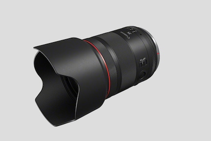 Das neue 35-mm-Objektiv ist leichter als sein EF-Vorgänger.