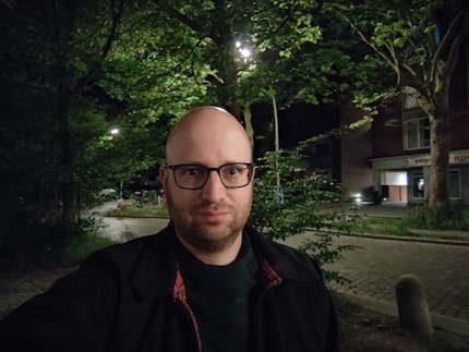 Selfie, night mode