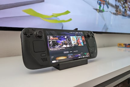 Warum nicht den Xbox Handheld wie das Steam Deck an einen Fernseher anschliessen?