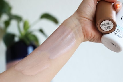 Bottom left on my arm: sunscreen + foundation. Above it: sunscreen + liquid bronzer.