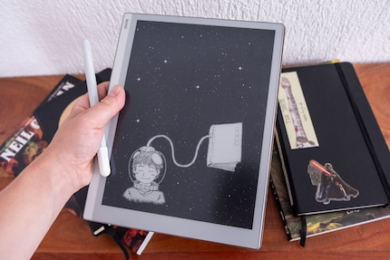 The Onyx Boox Go 10.3 e-reader can do a heck of a lot – all in black and white.