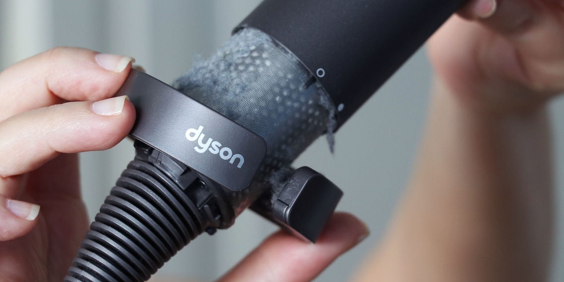 Dyson Airwrap Blinkt Rot Trotz Reinigung Dyson Supersonic und Airwrap: Wie reinige ich Filter & Aufsätze? - Galaxus
