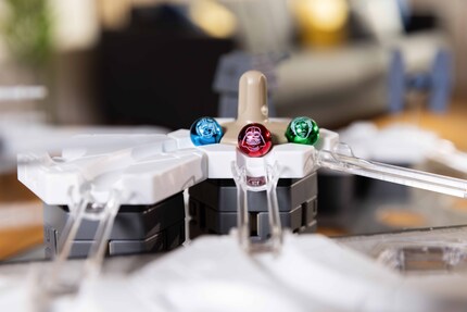 The coloured spheres have laser-engraved Star Wars elements.