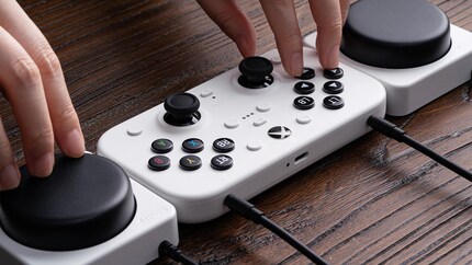 Beim Lite SE holt 8BitDo die Schultertasten nach vorne.