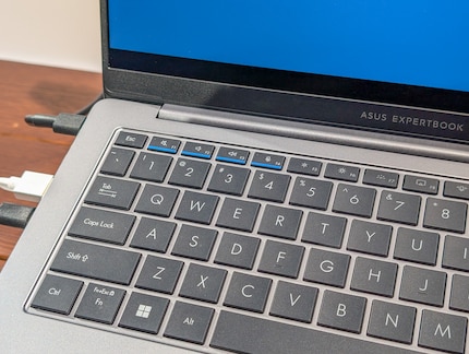 Die hervorgehoben F-Tasten des Asus ExpertBook P5.
