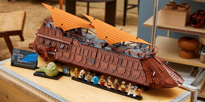 Lego Star Wars Jabba the Hutt s sailing barge will soon be available as a UCS set Galaxus