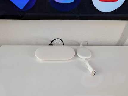 Der Google Streamer ist deutlich grösser als der Chromecast mit Google TV.