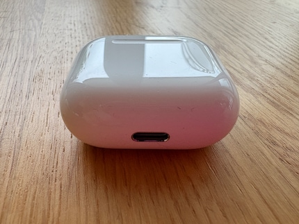 Das Case kommt natürlich mit USB-C.