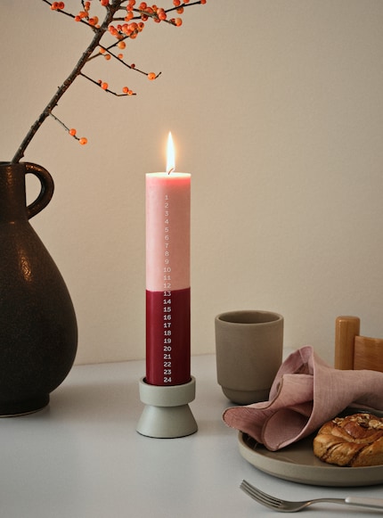 Kalenderkerzen bringen eine frische, stilvolle Note in die Adventszeit.
