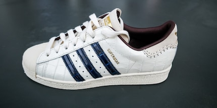 Walk this way with the Superstar by…