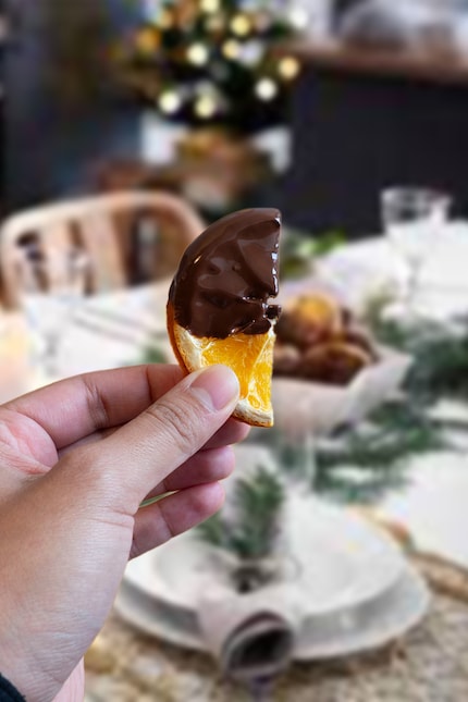 POV: Ich esse an Weihnachten eine Schoko-Orange …