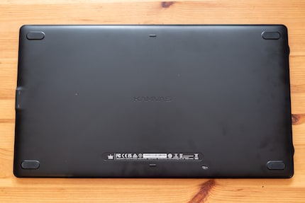 Despite the plastic, the Kamvas 16 looks high quality.
