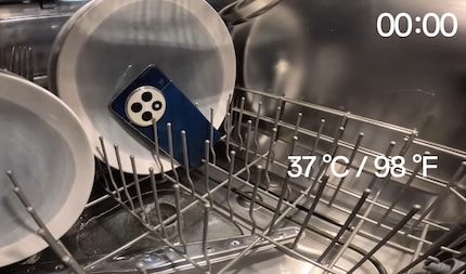 The Oneplus 13 is said to survive two hours in the dishwasher.