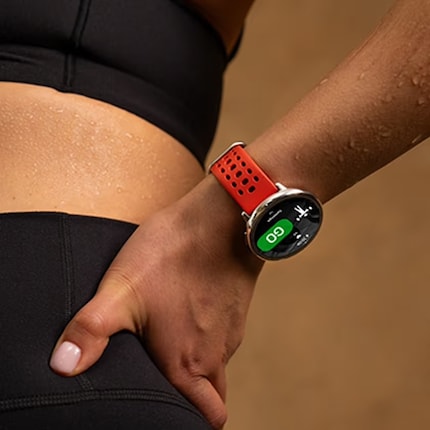 Die Uhr kann Laufen und über 160 andere Sportarten tracken.