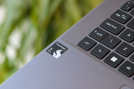 Der Snapdragon X Plus ist der mittlere von Qualcomms ARM-Chips.
