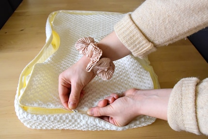 Zipping and unzipping is quick and easy…