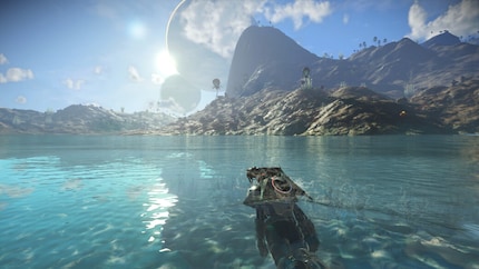 There are now reflections on the water surface.