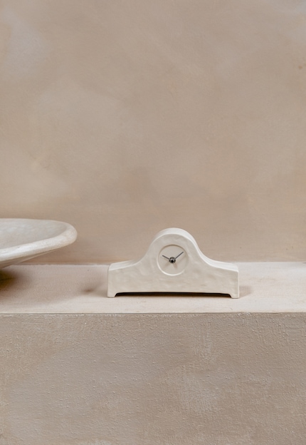 With its silver hands, this Dutch-made clock is both a timepiece and a decorative accessory.