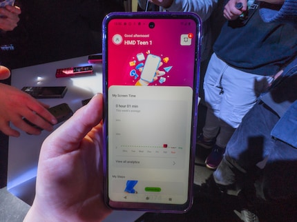 Per App können Eltern verschiedene Funktionen des Smartphones sperren oder kurzzeitig deaktivieren – beispielsweise wenn die Kinder schlafen sollten.