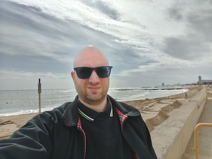 Die Selfies sollte man sich nicht zu groß anschauen.