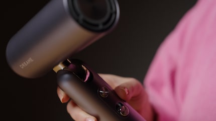 The Dreame Pocket hairdryer has a bendable joint.