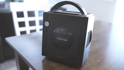 Der Griff auf der Rückseite des GameCubes sollte den Transport vereinfachen.