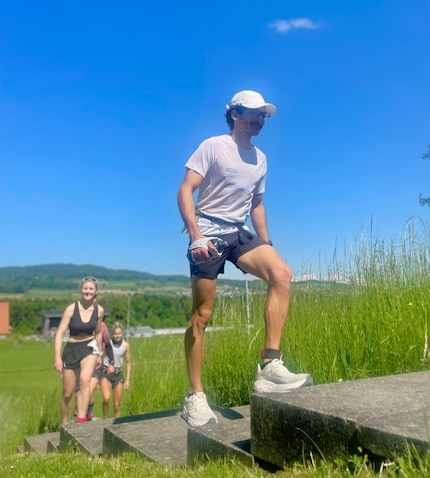 Aufsteiger: Alessio Aretano gewinnt das Rennen nach 25 Runden und 167,6 Kilometern.