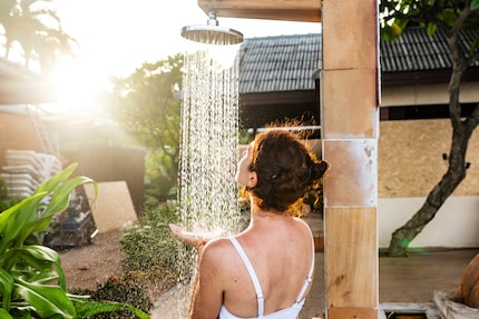 Wenn es draußen erst einmal warm genug ist, sollte eigentlich auch die kalte Dusche kein Problem sein … hoffentlich.