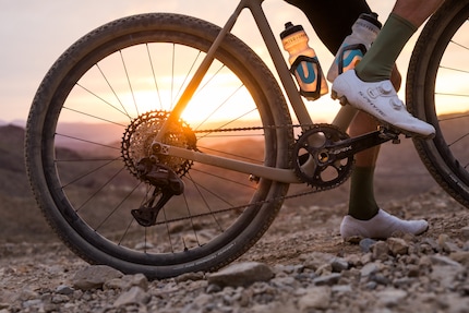 Die neue GRX-Gruppe fürs Gravelbike von Shimano setzt auf Elektronik und Einfachkettenblatt.