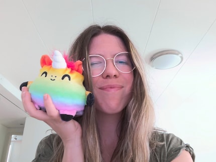 When it comes to video calls, the selfie camera definitely does the job.