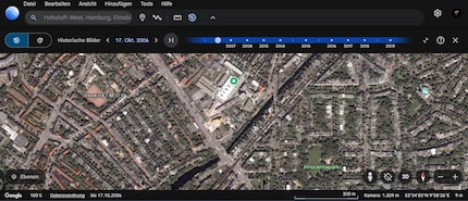 Die Satelliten-Zeitreise in Google Earth Pro zeigt hier Hoheluft-West in Hamburg am 17. Oktober 2006.