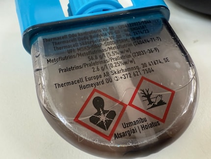 Das Kleingedruckte steht auf der Kartusche – der Wirkstoff ist giftig.