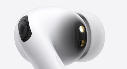 The sensors in the headphones measure your heart rate.