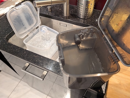 Trotz grosser Tanks muss ich häufiger sauberes Wasser nachfüllen und schmutziges ausleeren.