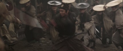 Bei diesem Ausschnitt aus «13 Assassins» siehst du die Bewegungsunschärfe deutlich am Schwert.